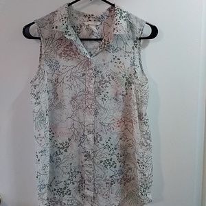 Button up sleeveless retro flower shirt